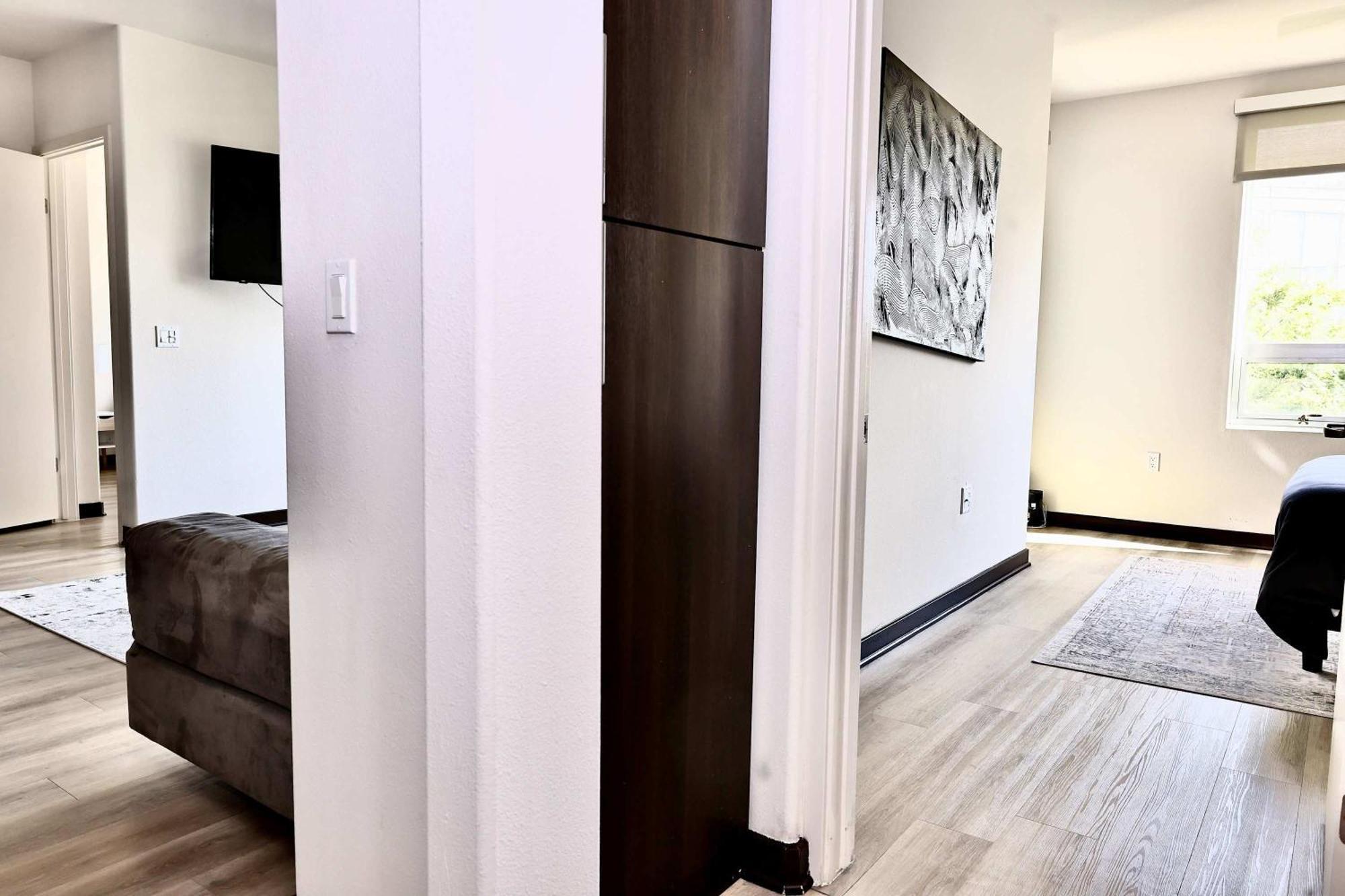 Luxury Retreat Pool Gym West Hollywood Apartment