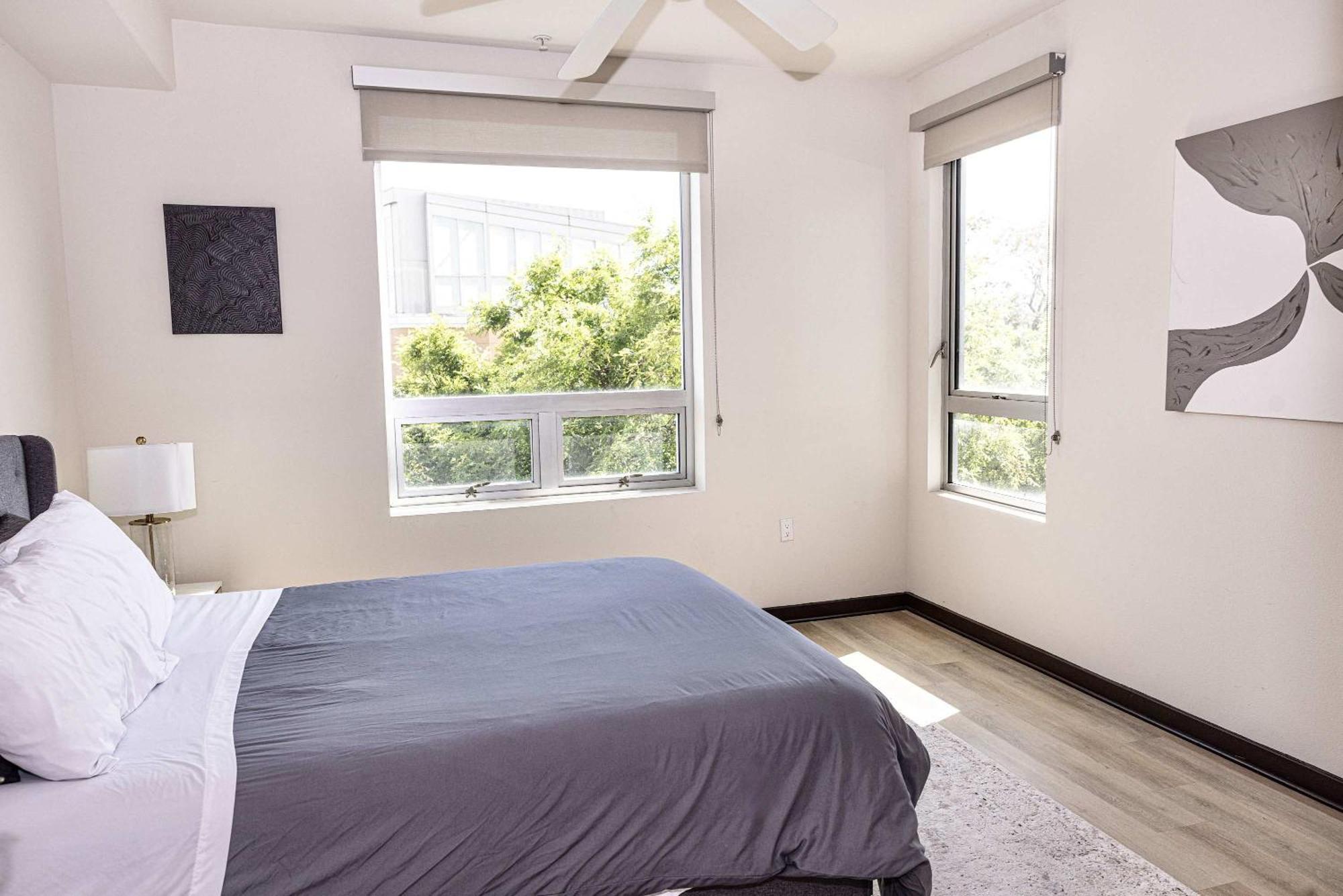 Luxury Retreat Pool Gym West Hollywood Apartment